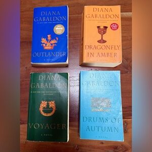 Outlander Series Book Set by Diana Gabaldon